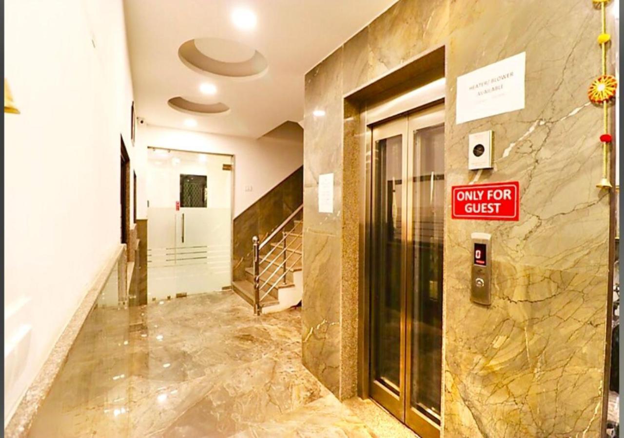 ניו דלהי Hotel The Glory Near Delhi International Airport מראה חיצוני תמונה